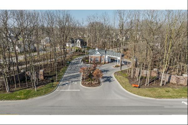 Exceptional Lot at Holliday Farms