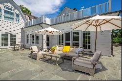 Sunsplashed Amagansett Beauty