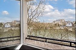 Paris 4th District - An ideal pied a terre