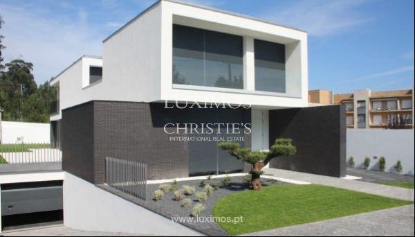 Contemporary four-bedroom villa in Maia, for sale, Portugal