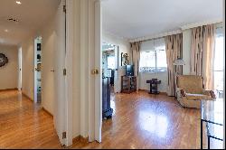 Centrally located flat close to the Town Hall Square