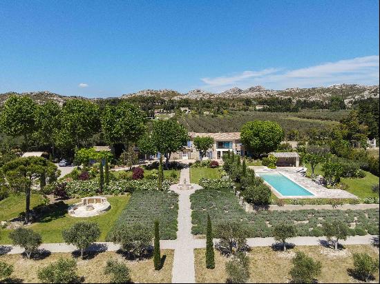 Beautiful property located in Maussane les Alpilles