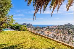 La Ciotat, Parc de Sainte Croix - Villa with Pool and Sea View