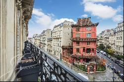 Sale - Apartment Paris 8th 