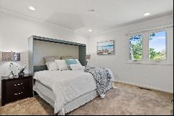 Beautiful Attached Single-Family Home in Menlo Park