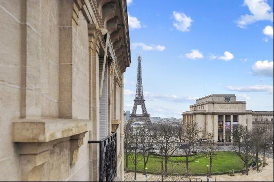 Apartment in Paris 16th - Trocadero