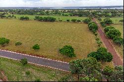 Exclusive lots in Santa Elena Country & Marina Club Urbanization.