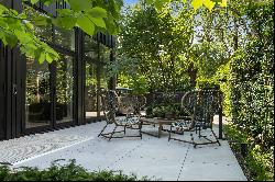 Apartment with sunny garden in Villa Vondel next to Vondelpark Amsterdam!