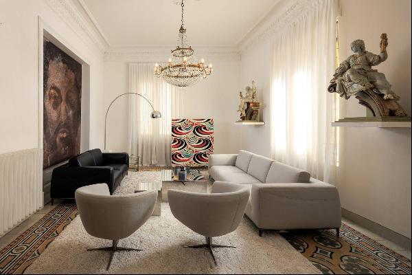 Luxury and History in the Elegant Zara Apartment
