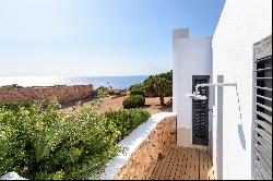 Villa on the first line with sea views and tourist license in Caló d'en Real