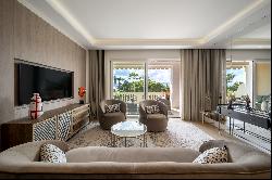 Recently Renovated 3-Bedroom Apartment on the Croisette in Cannes