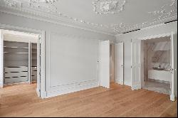 Flat, 5 bedrooms, for Sale