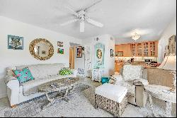 155 E Colonial Court, #A, Indian Harbour Beach, FL