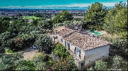 Quiet House in Lagnes