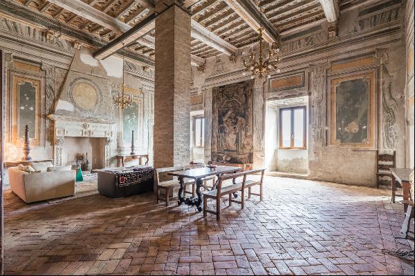 Exclusive property inside the Orsini Castle of Stimigliano