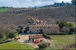 Umbria - HISTORIC COUNTRY HOUSE WITH PANORAMIC VIEWS OF TODI FOR SALE