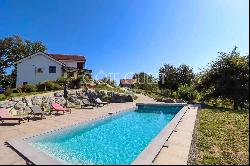 SALIES DE BEARN - A SPACIOUS PROPERTY IN EXTENSIVE GROUNDS