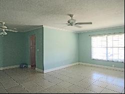 215 Manatee Lane #Apt B(E), Fort Pierce FL 34982