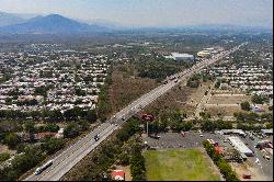 Land on the road to Colima - Manzanillo.