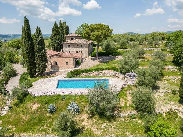 Private Villa for sale in Gaiole In Chianti (Italy)