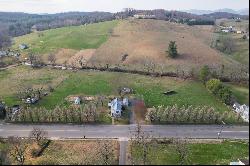 Churchville Farmhouse c. 1888 on 4.588 acres