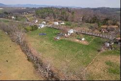 Churchville Farmhouse c. 1888 on 4.588 acres