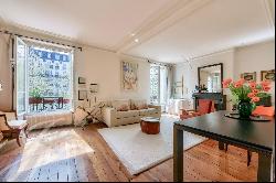 South-facing apartment for sale - 3 bedrooms - Paris 75012 M° Michel Bizot