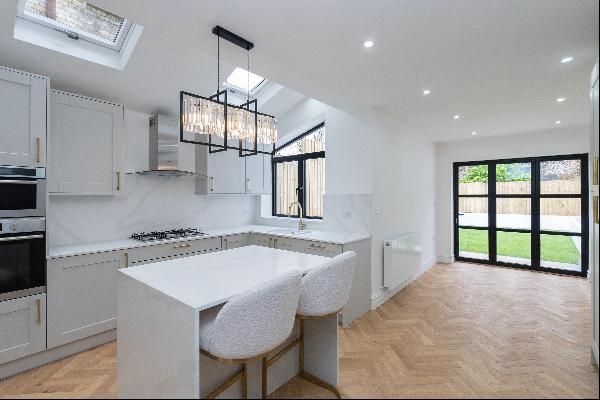 A recently refurbished six bedroom Victorian family home in Herne Hill with ample bedroom 