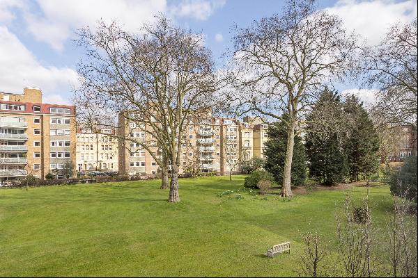 A bright, modern flat with spacious living, overlooking a pretty communal garden in Chelse