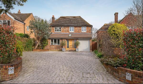 A wonderful, modernised family home situated in Englefield Green.