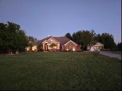 118 Crosshair Court, Azle TX 76020