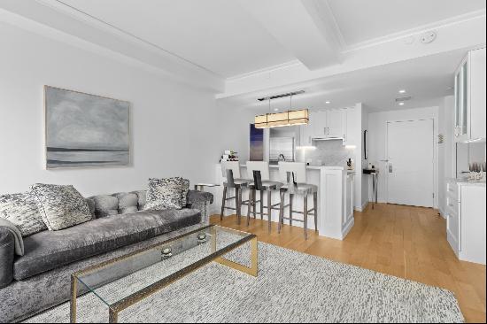 Rarely available south-facing one bedroom at the coveted Gramercy Square condominium. L