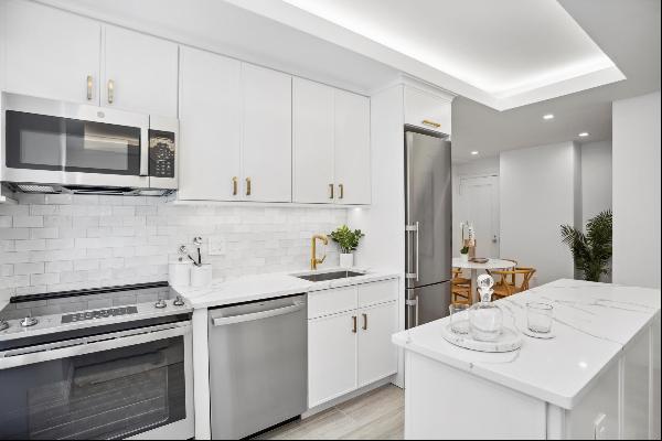 <p><span>Top of the line in every way, this gorgeous gut-renovated 2 bedroom 1 bathroom sp