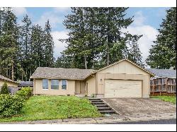 200 Buttercup Loop, Cottage Grove OR 97424