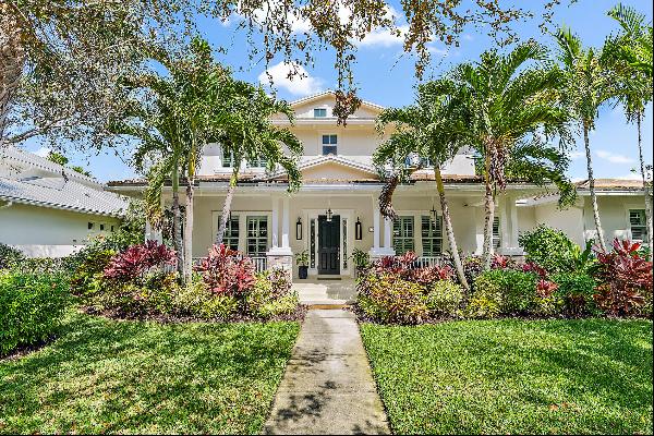 Immaculate, Fully-Furnished, Turn-key rental opportunity in the heart of Jupiter.  This am