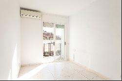 Centrally located duplex penthouse for sale in Sitges.