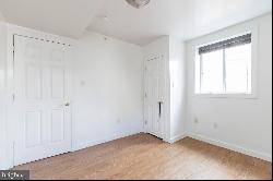 507 W Girard Avenue Unit 2R, Philadelphia PA 19123