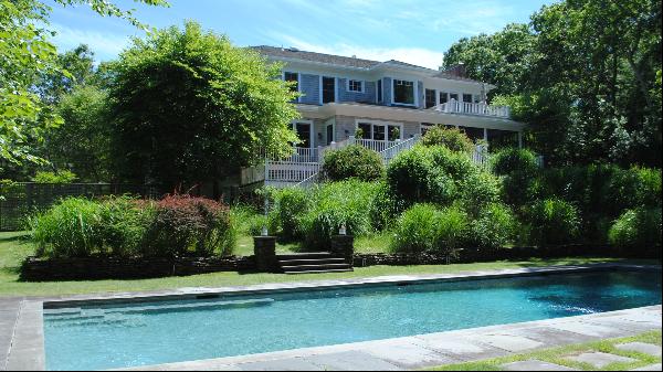 142 Bull Path, East Hampton, NY, 11937, USA