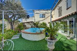 Arles, City center, 4 bedroom house with swimming pool