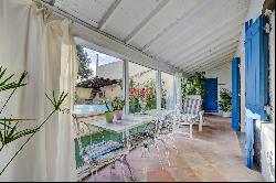 Arles, City center, 4 bedroom house with swimming pool