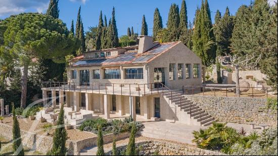 Montauroux - Modern country house with panoramic view