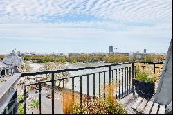 Amazing penthouse with terraces and stunning views of the Seine