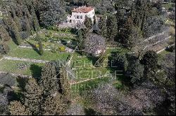 Magnificent and rare property