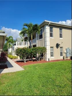 2261 Somerset Ridge Dr Unit 203, Lehigh Acres FL 33973