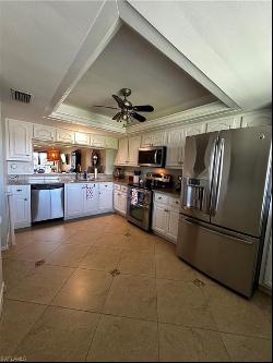 4277 Mariner WAY Unit 216, Fort Myers FL 33919