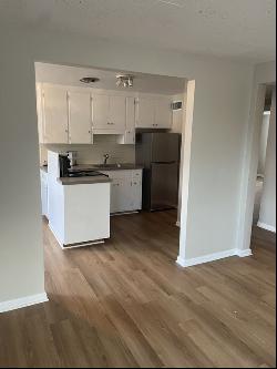 29 Center St #2, Watertown MA 02472