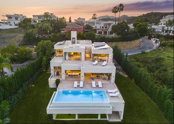 Newly built villa in Nueva Andalucia