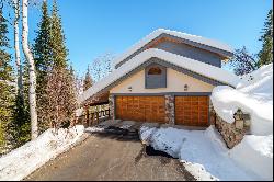 31055 Tree Top Lane, Steamboat Springs, CO 80487