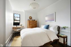 331 SACKETT STREET 3L in Carroll Gardens, New York