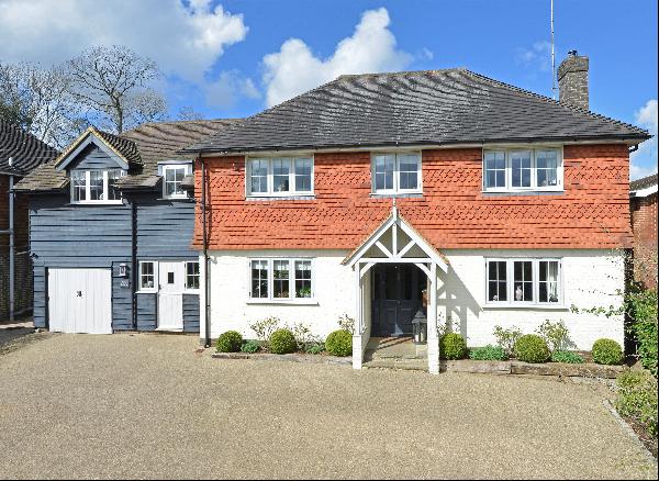 A 5 bedroom refurbished family house in the heart of Chiddingfold.